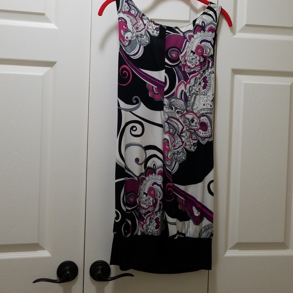 La Belle Floral Dress - Picture 4 of 5